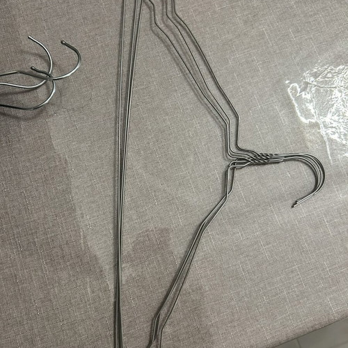 Hangers set of 3 plastic and 3 metal, like new
