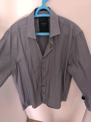 Tailor men's shirt gray with white patterns like new, size XL