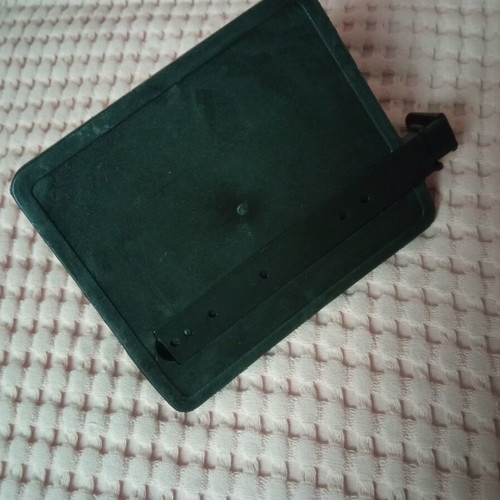 Hole puncher like new
