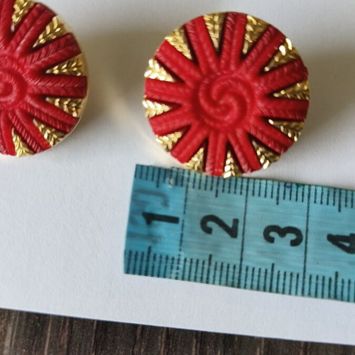 Buttons red with gold, pack of 10, new