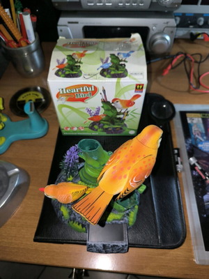 Retro electronic pencil stand base new with birds