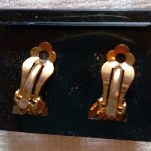 Gold-plated earrings with clips new