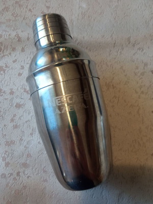Nescafé Azera shaker for coffee or cocktails