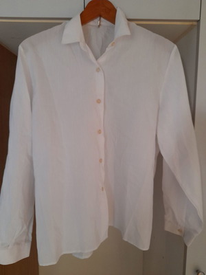 White shirt size 54