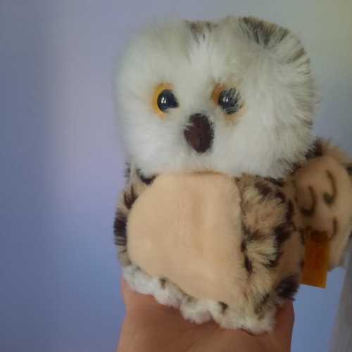 Steiff Wittie Owl plush toy like new with original tag and button