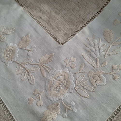 Linen tablecloth beige with beautiful design 170×270