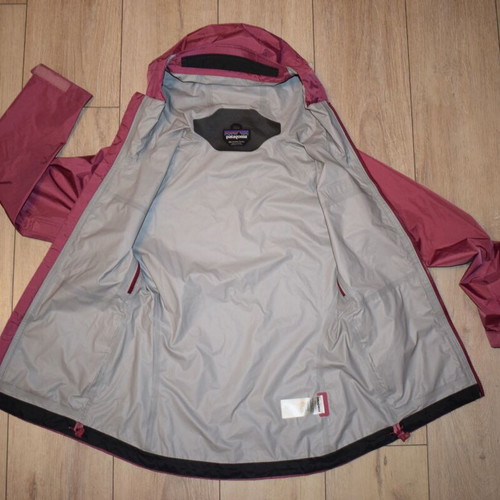 Patagonia Torrentshell 3L Rain Jacket women new, size XXS, red and pink