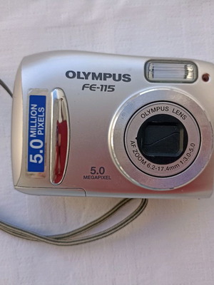Φωτογραφική μηχανή Olympus FE-115 μεταχειρισμένη, 5 megapixel