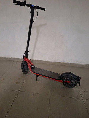 Ninebot Segway Kickscooter D28U електрически скутер употребяван