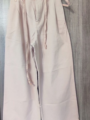 Παντελόνα Bershka καινούργια, ανάλαφρη ροζ