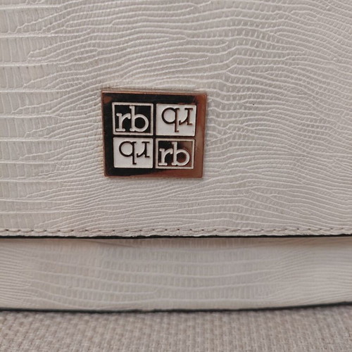 Roccobarocco crossbody bag like new, white with gold chain