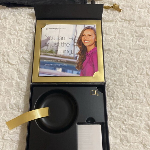 Invisalign commemorative pouch and box packaging