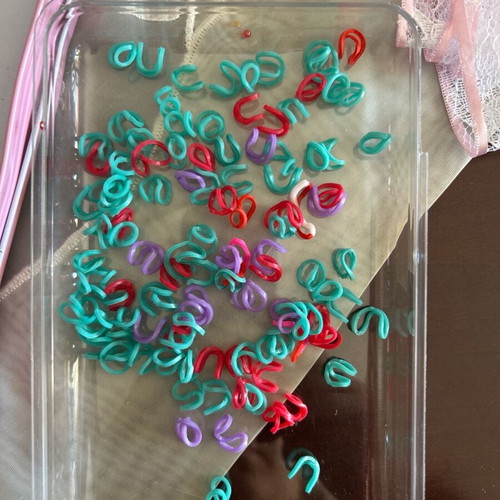 Diy jewelry kit with beads like new