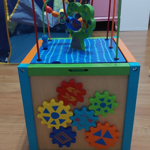Activity Cube large used, 35cm width