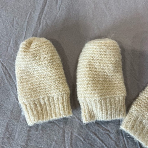 Marks&Spencer hat and gloves set used for 6 months old