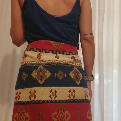 Mini skirt Moutaki like new, colorful, size M