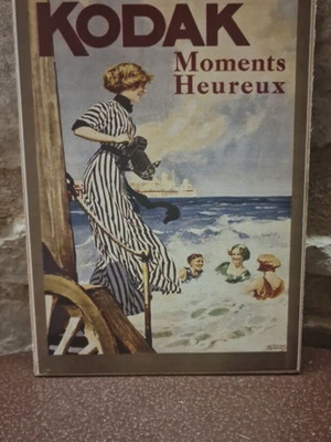 Kodak Moments wooden decorative plaque like new 13x18 cm