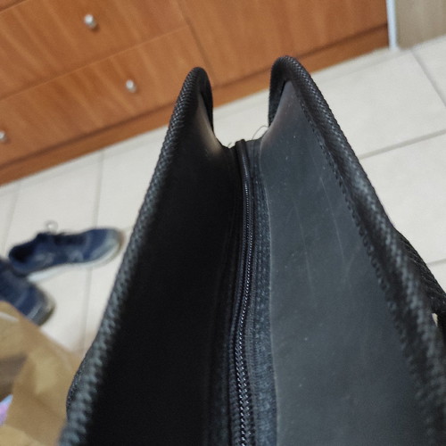 Briefcase type bag new, fits laptops up to 15 inches