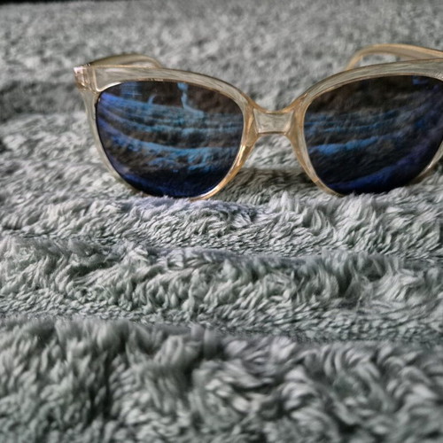 Vans sunglasses like new, one size