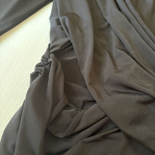 Dress with shoulder pads like new, black, size M