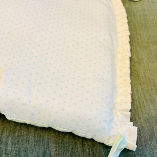DownTown Crib Bumper like new, 3 pieces cotton fabric