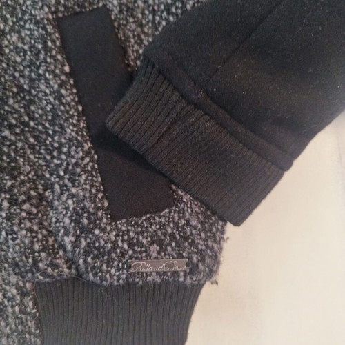 Pull & Bear jacket like new, very warm, size S