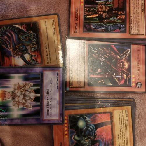 Yu Gi Oh card set like new, full box