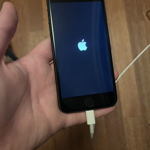iPhone 7 for parts or repair, unknown functionality