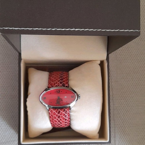 Staurino women's wristwatch new with leather strap and sapphire crystal