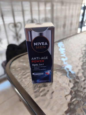 Nivea Men ορός Anti-Age Power κατά των σκούρων κηλίδων