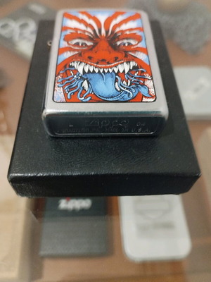 Zippo 2004 new
