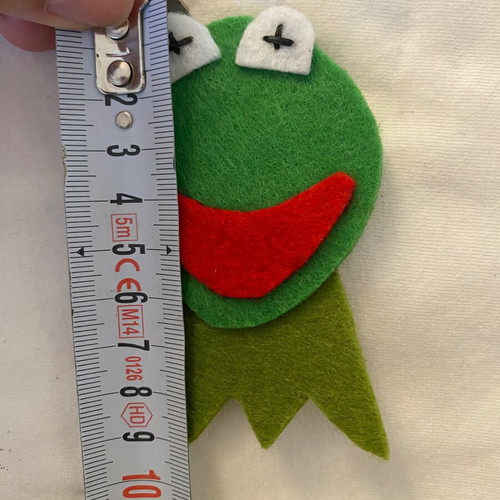 Felt Kermit pin new