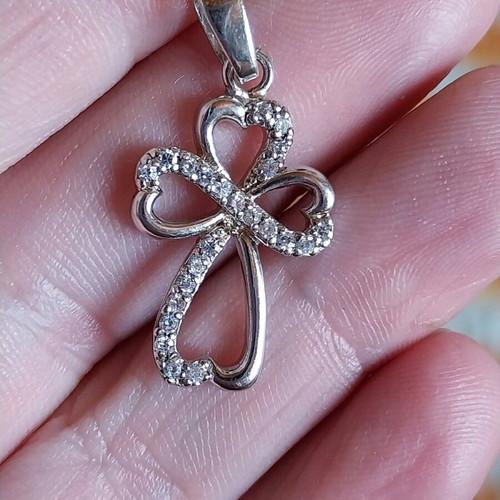 Steel cross with zircon new