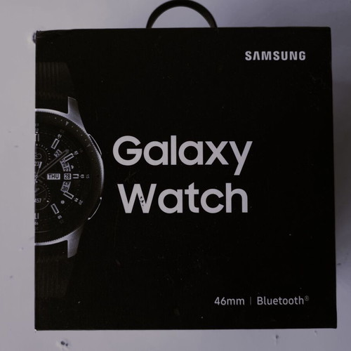 Samsung Galaxy Watch 46mm packaging box like new