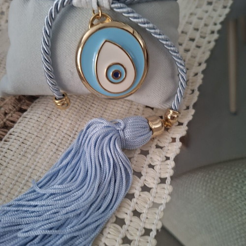 Lucky charm on pillow like new, gift for boys