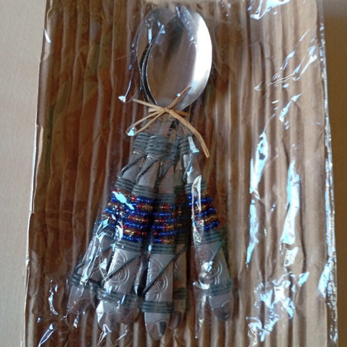 Handmade spoons set of 6 with beads new