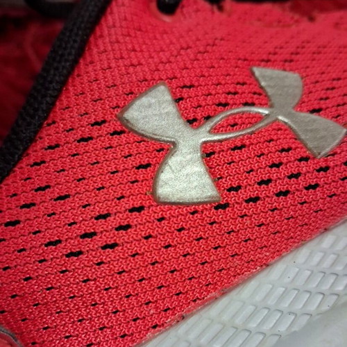 Under Armour athletic shoes like new, size 39, black and red