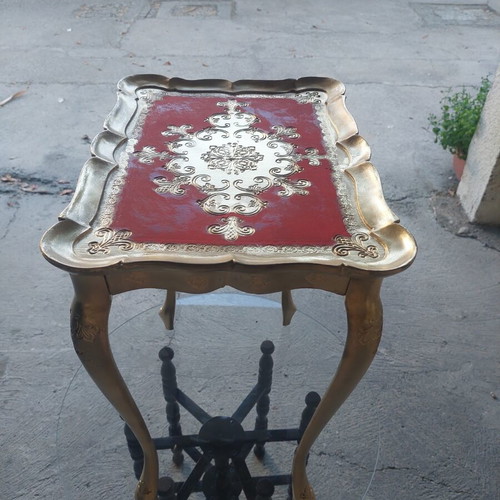 Antique table like new, gold finish