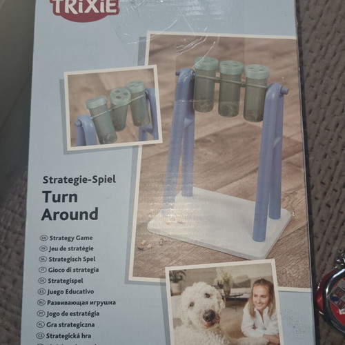 Trixie Turn Around dog strategy game new