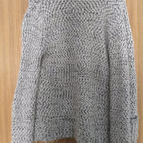 Jennyfer cardigan like new, medium size, white and grey