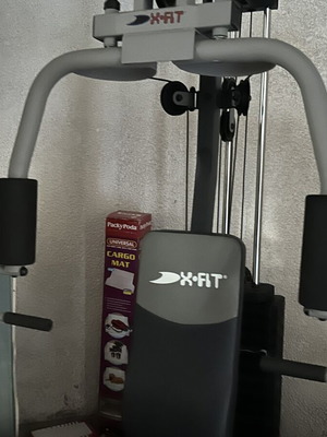 Multitool like new, gym equipment