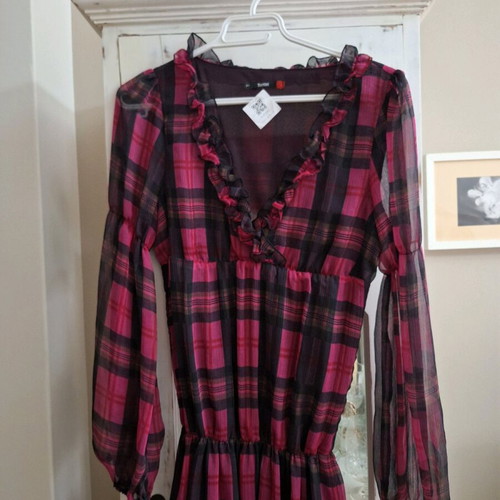Toi&Moi midi dress new, size large (fits medium), black and pink