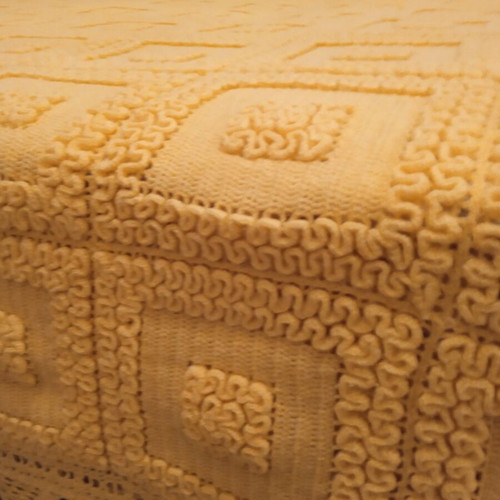 Half-Double Handmade Knitted Blanket New