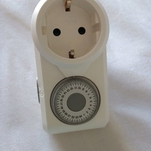 Legrand Mechanical Timer Socket 699811 used