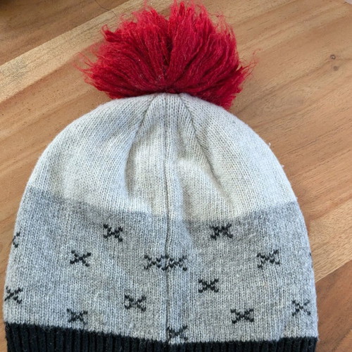 Knit cap with monster used for 4-5 years old child