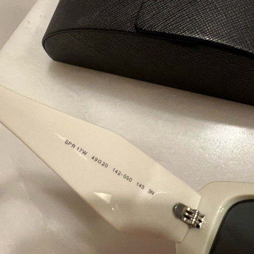 Prada sunglasses cream like new
