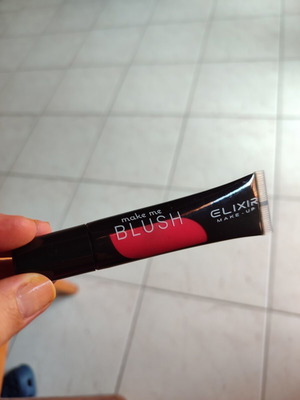 Elixir Make Me Blush liquid blush shade 04 Desire, like new