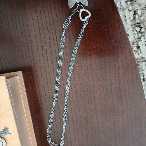 Guess necklace like new, silver