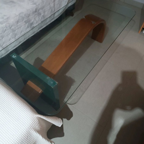 Glass coffee table like new with wooden base 150x58cm