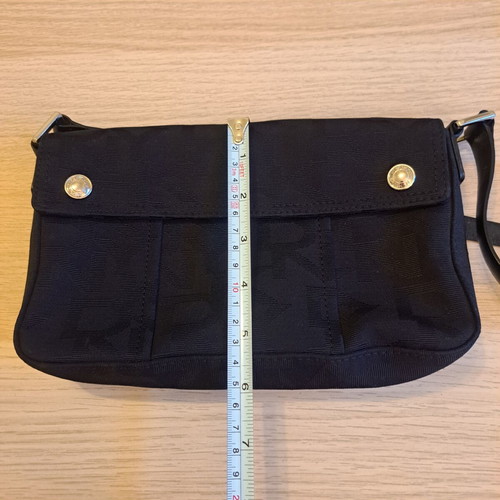 DKNY shoulder bag black like new